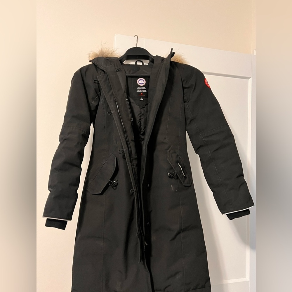 NEW CANADA GOOSE 'Brittania' Down Parka w/Genuine Coyote Fur Girls